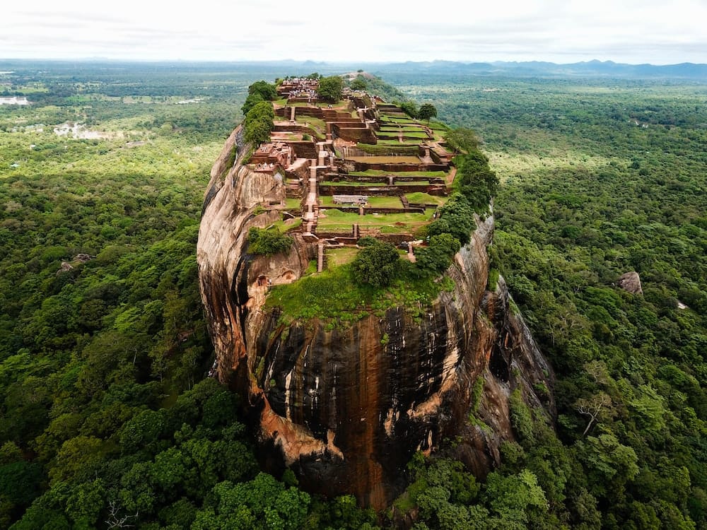 Sigiriya Taxi Service